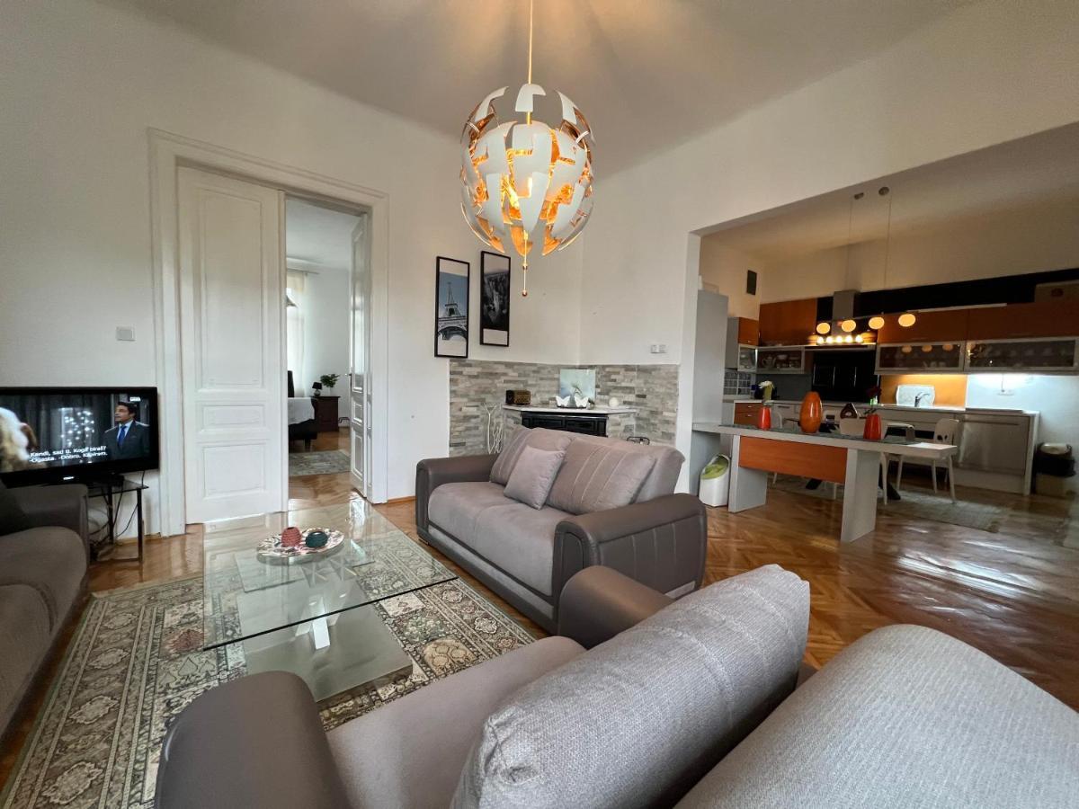 Апартаменты Apartman Happy Сараево Экстерьер фото