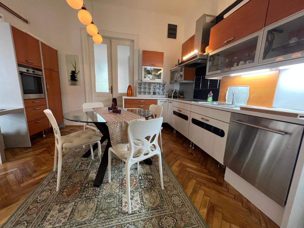Апартаменты Apartman Happy Сараево Экстерьер фото